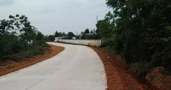 江西鄱陽 這些鄉(xiāng)鎮(zhèn)的道路和橋梁正在修建中,有你回家的路嗎